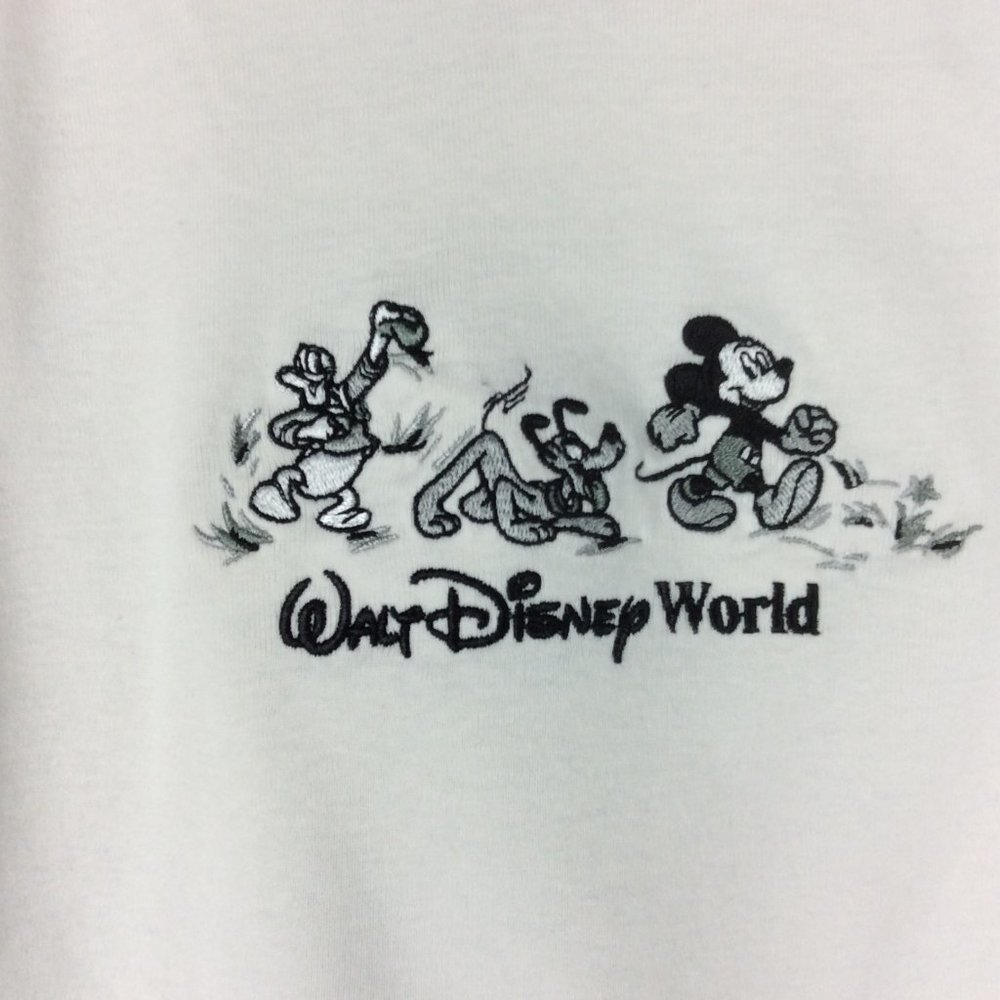 Womens Disney Sleep Shirt White Gray Trim Mickey Pluto Donald Sz XL